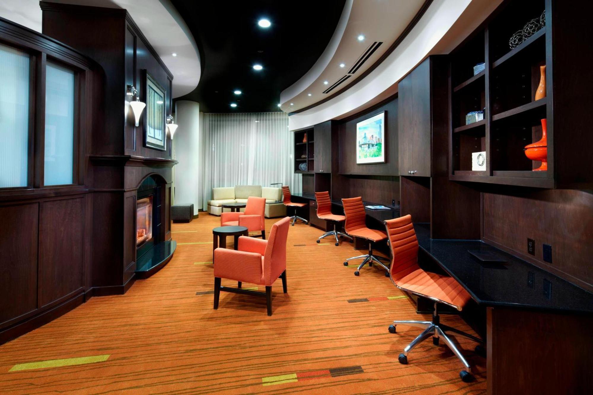 Courtyard By Marriott Pittsburgh West Homestead Waterfront Extérieur photo