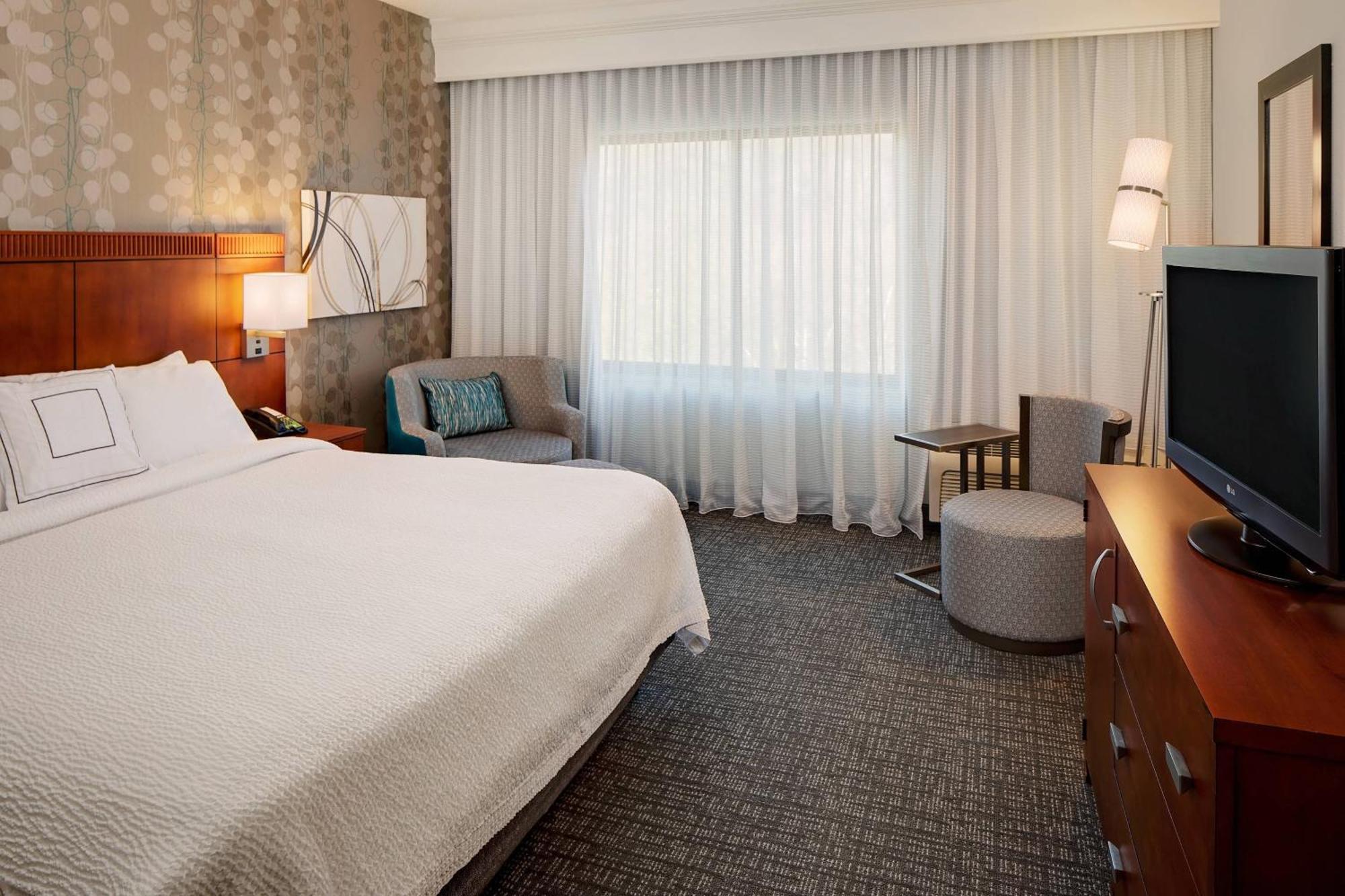 Courtyard By Marriott Pittsburgh West Homestead Waterfront Extérieur photo