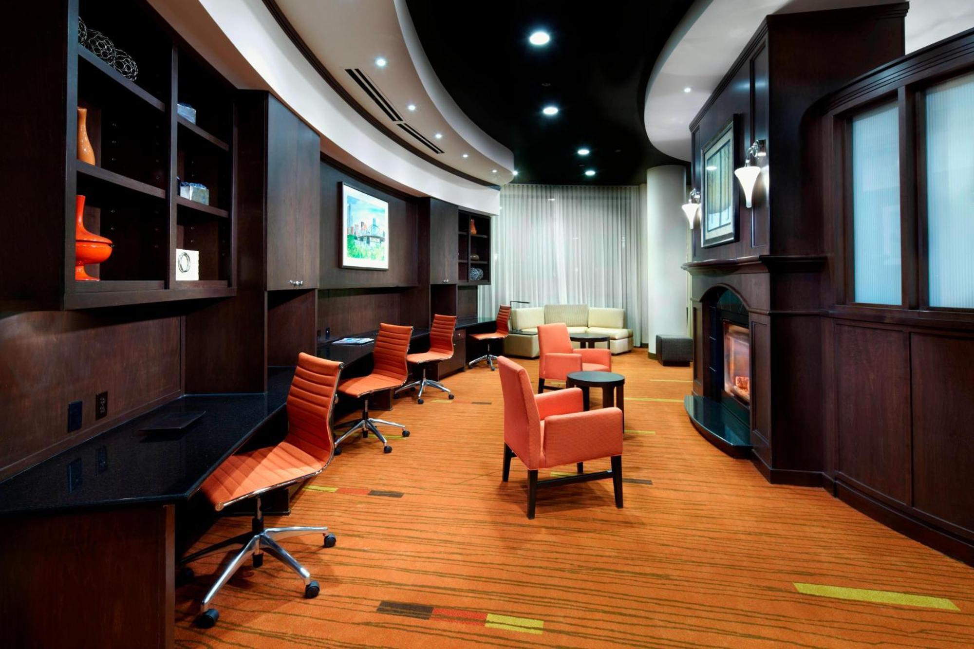 Courtyard By Marriott Pittsburgh West Homestead Waterfront Extérieur photo