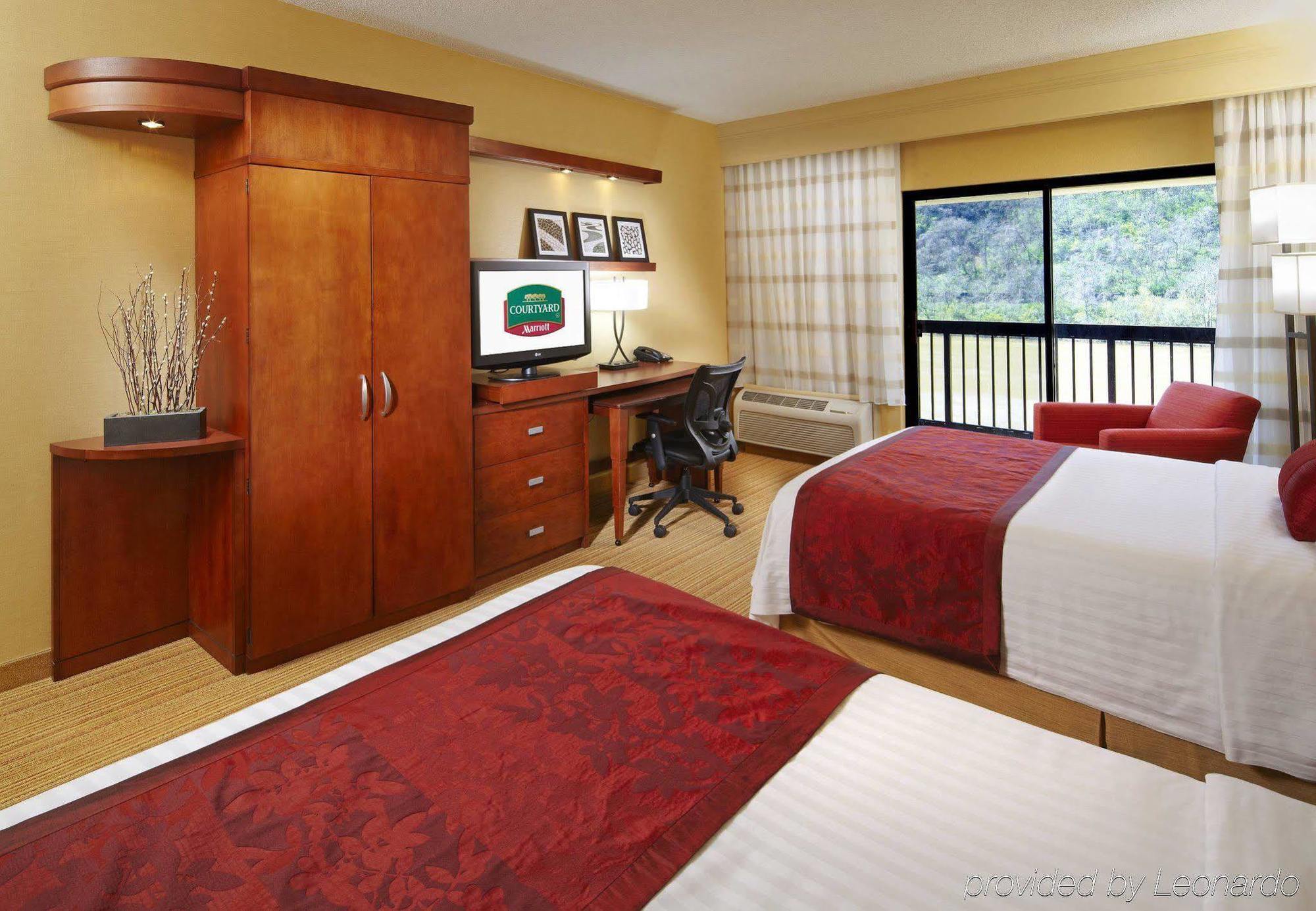 Courtyard By Marriott Pittsburgh West Homestead Waterfront Extérieur photo